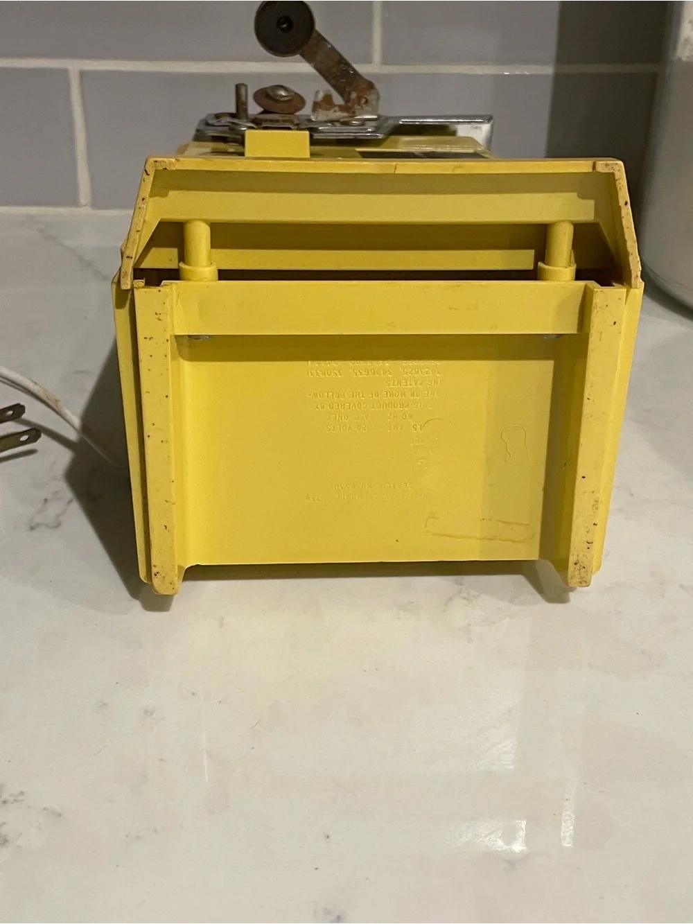 Vintage Rival Model 739 Automatic Electric Can Opener Harvest Yellow Made in USA